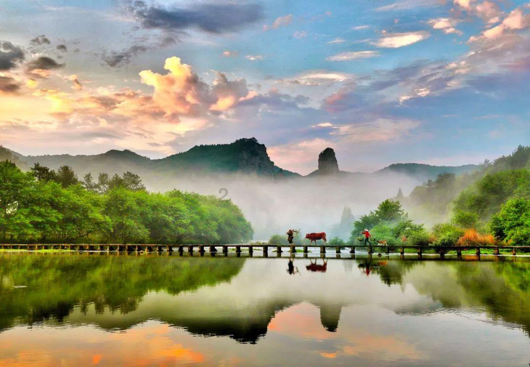 解锁你的智慧,尽在牛仔裤轻松穿出时髦感,简约显瘦又休闲,适合微胖妹子穿吗?